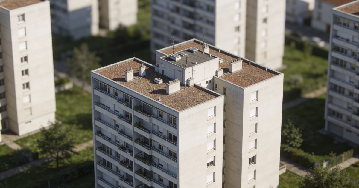 Vue aerienne d immeubles residentiels a Courbevoie